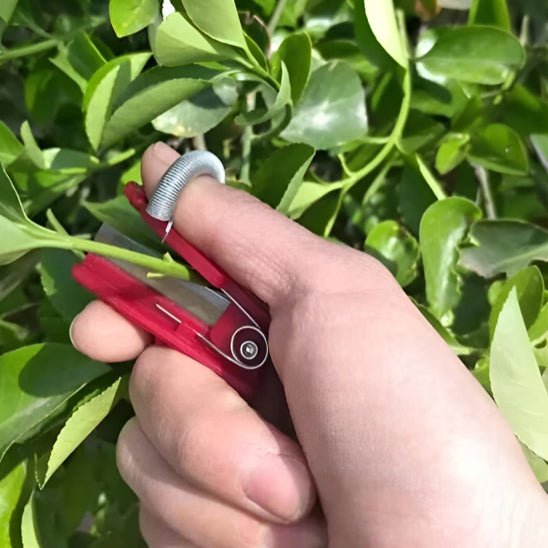 SECATEUR | DE POUCE - EasyPrune™ - Innovation Jardin