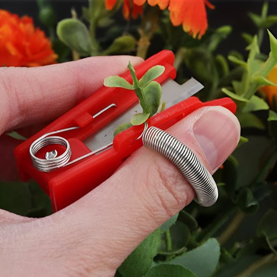 SECATEUR | DE POUCE - EasyPrune™ - Innovation Jardin